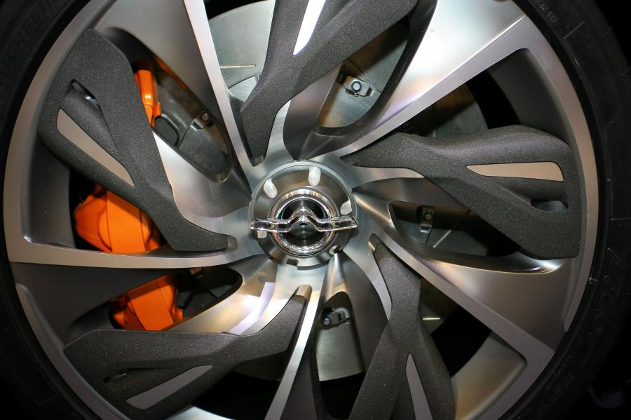  Citroen SURVOLT Concept 2010 года  (фото 26 из 146)